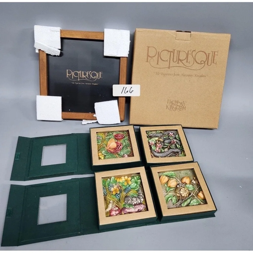 Harmony Kingdom Picturesque 4 Tile Wood Frame Set Byrons Secret Garden NOS